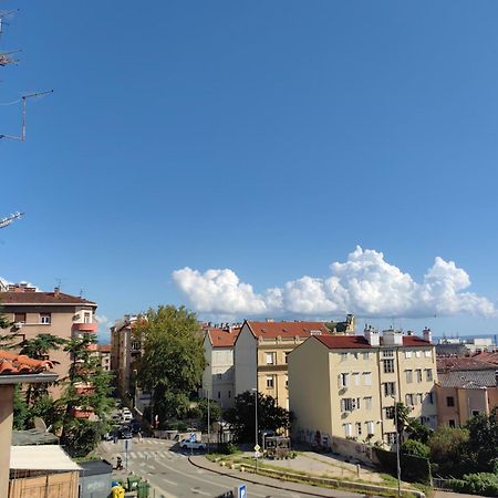 '2R' City Center Holidays And Workstays Rijeka Exterior foto
